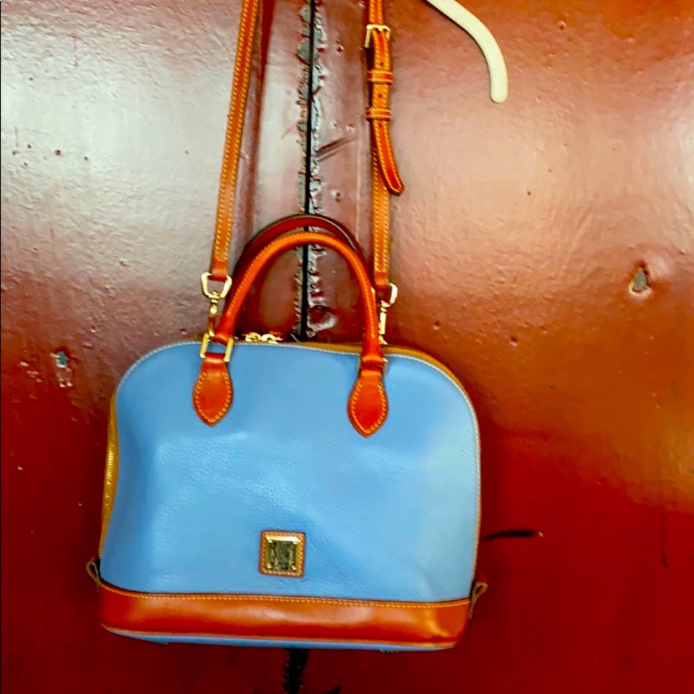 Dooney&Burke beautiful blue  zip zip bag
